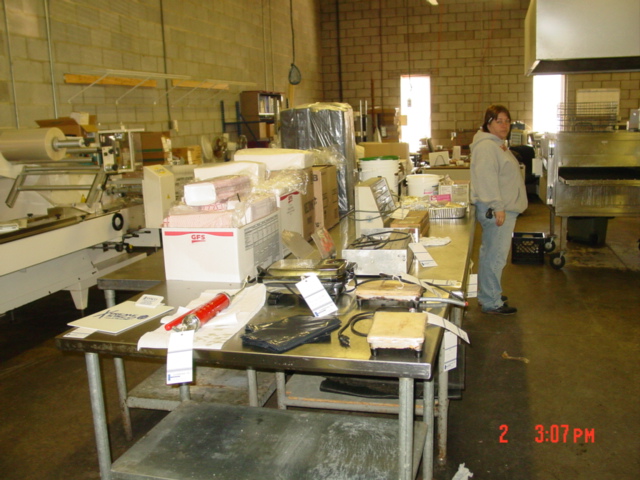 Grossman Auction Pictures From November 23, 2008 - 1305 W. 80th St, Cleveland, OH