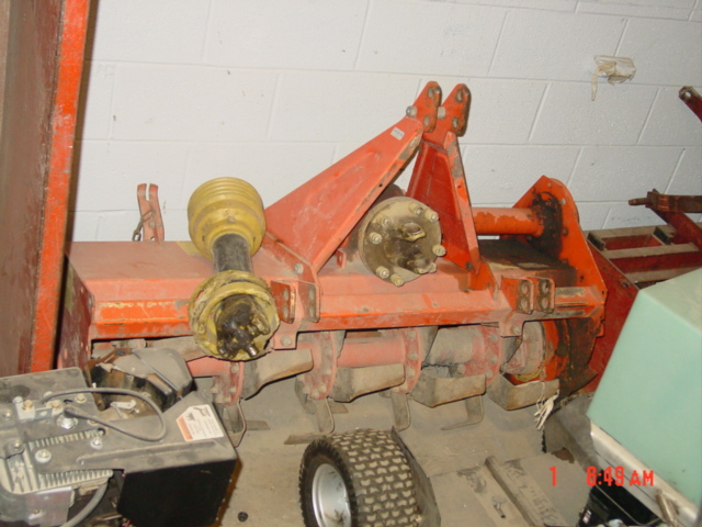 Grossman Auction Pictures From January 20, 2007 - 7898 MAYFIELD RDt