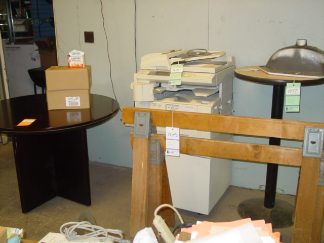Grossman Auction Pictures From May 2, 2010 - 1305 W 80th St, Cleveland, OH  44102
